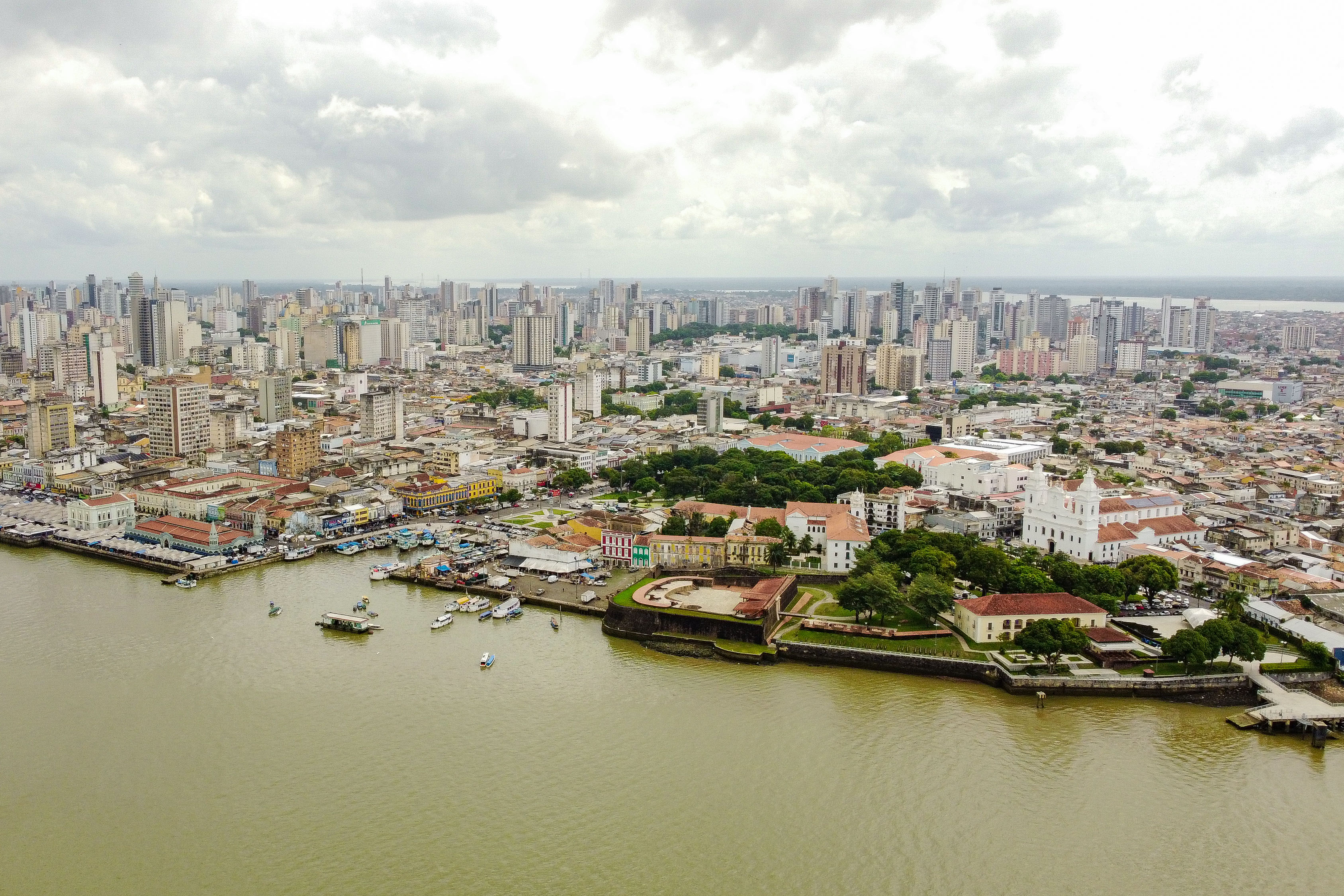 Capital da COP no Brasil, Belém vê pouco clima nos planos dos candidatos a prefeito