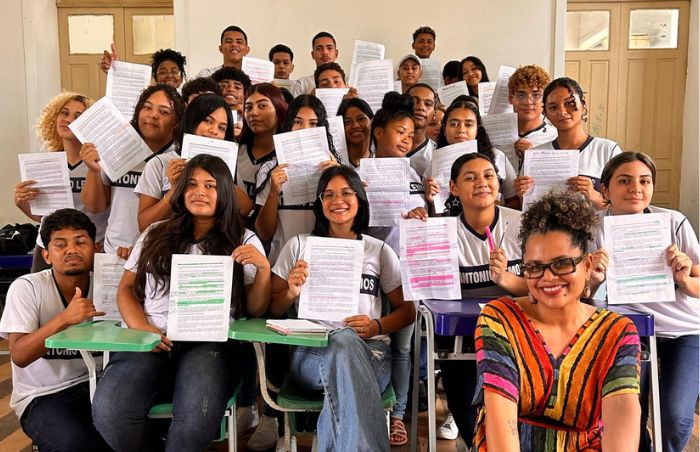 Estudantes-editores reforçam abordagem com linguagem simples sobre impactos da crise climática
