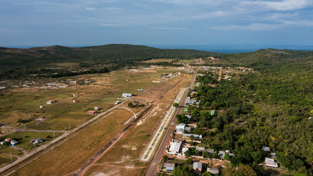 o Lavrado acompanha a viagem até o Tepequém